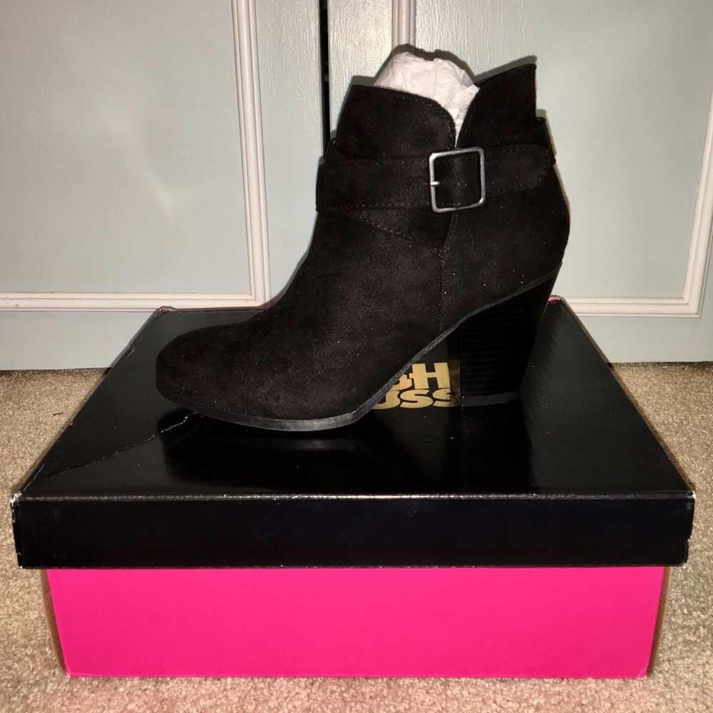 Charlotte Russe Black Suede Booties